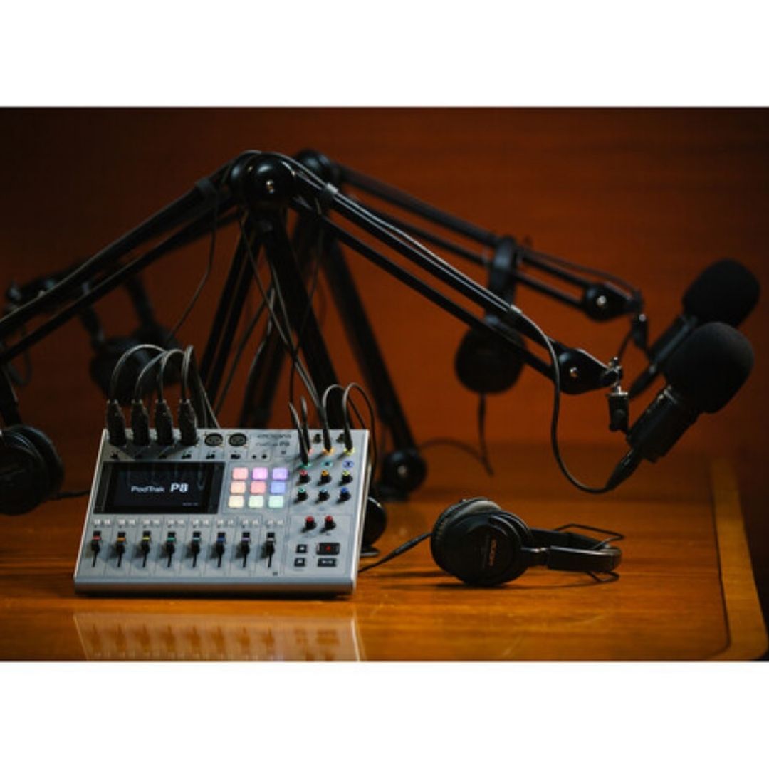 Zoom PodTrak P8 便攜式多軌混音器錄音機 Zoom